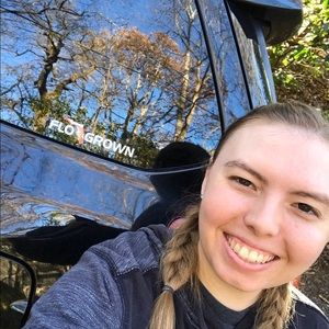 Meet your Posher, Ariel